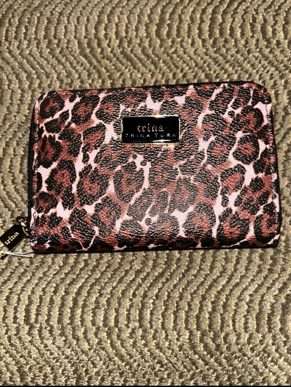 Trina Turk Leopard Print Zip Wallet - Pink